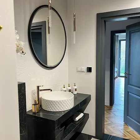 Apartmán Sadowa Ostoja Z Prywatnymi Jacuzzi *