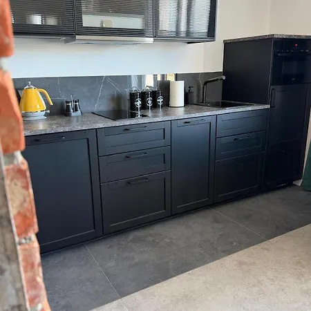 Apartmán Sadowa Ostoja Z Prywatnymi Jacuzzi Pierwoszyno